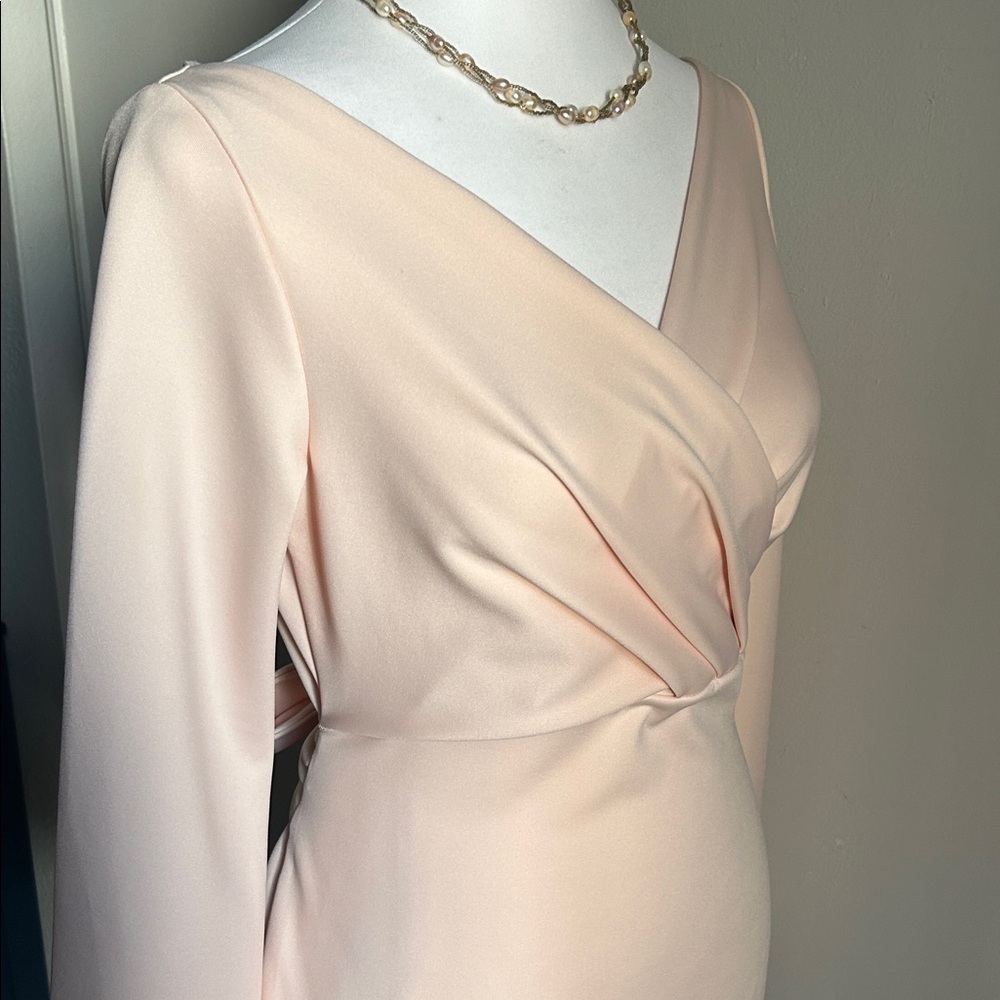 Blume London Boutique Sophisticated Surplice V-Neckline Midi Blush Dress - Picture 7 of 11